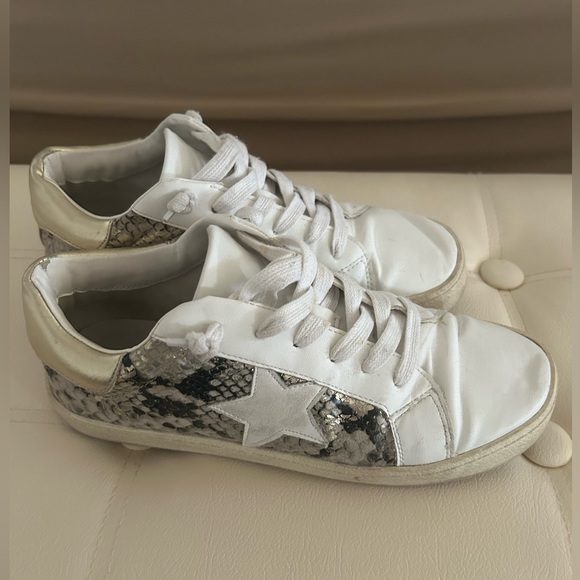 Madden Girl - White Larrk Gold Multi Snakeskin Sneakers - Picture 1 of 4